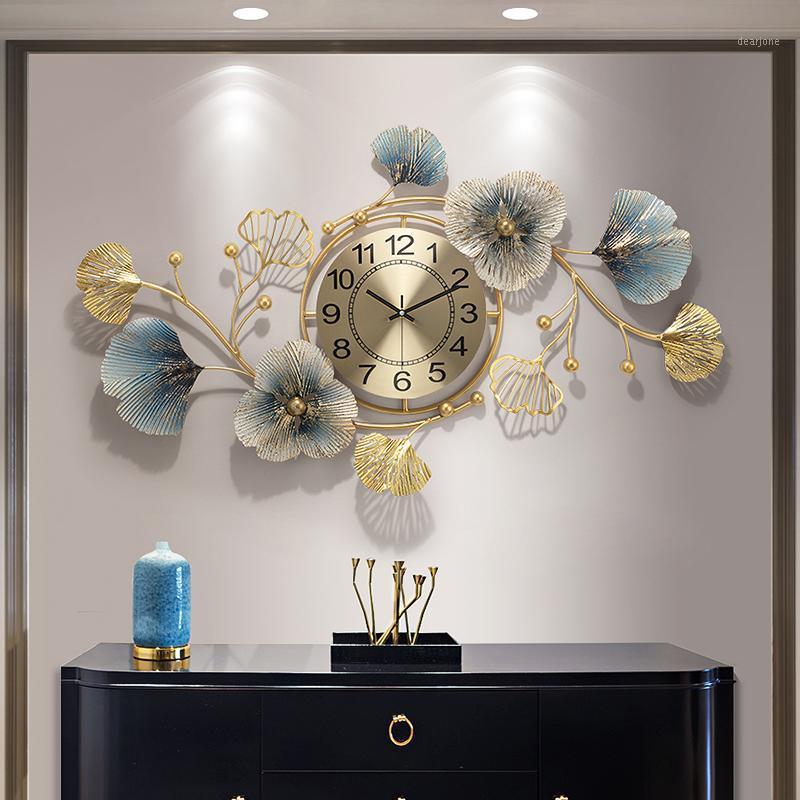 

Metal wall digital clock 3D wall clocks home decore New Chinese Ginkgo biloba clock modern design Living room decoration1