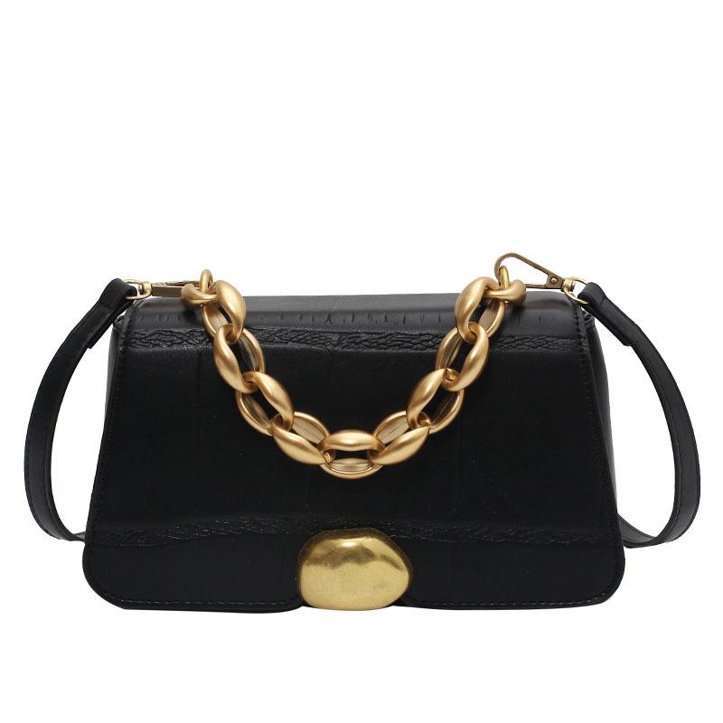 

This year's popular retro brown small bag girl 2021 new trendy chain sloping bag net red small square, Black