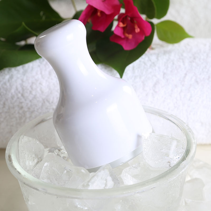 

Designers Facial Swelling Ice Globes Massager Facial Anti-Wrinkle Ice Compress Shrink Pore Face Skin Care Beauty Equipment Massager Tool