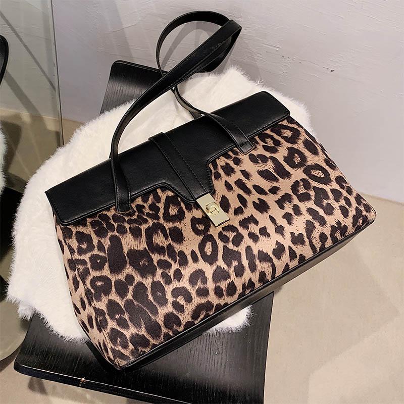 

Sexy Leopard Large Tote Armpit bag 2021 Fashion New High quality PU Leather Women's Designer Handbag High capacity Shoulder Bags, Leopard khaki