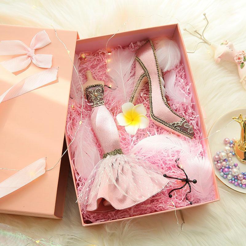 

Unique Jewelry Standard Wedding Bride gift Best friend wife Anniversary souvenir New years Valentine's day gifts for girlfriend1