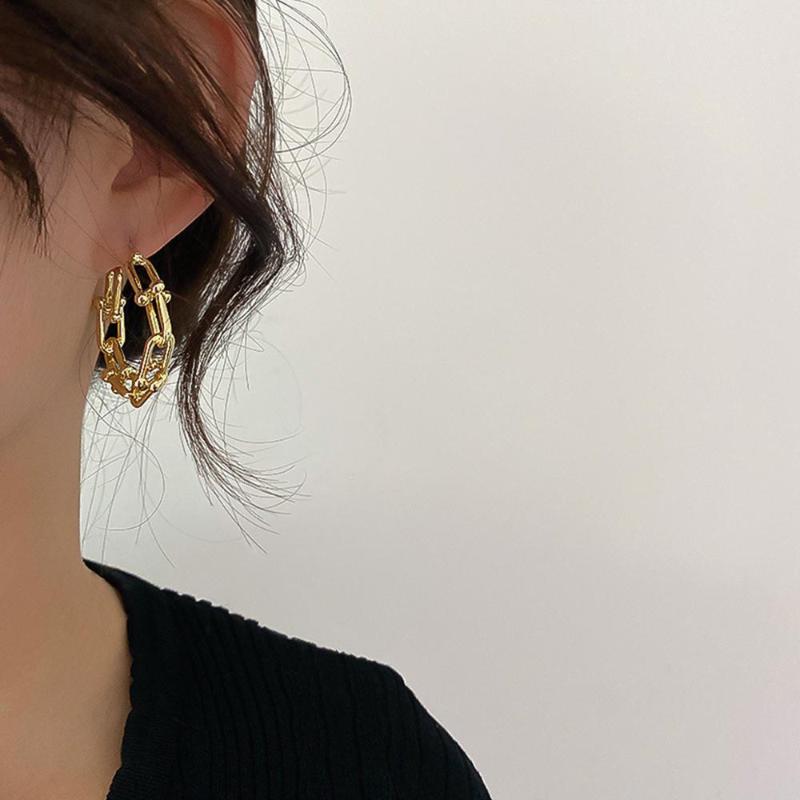 

AENSOA 2021 New Vintage Geometric Hollow Chain C Shape Hoop Earring Punk Metal Earrings for Women Gothic Party Jewelry