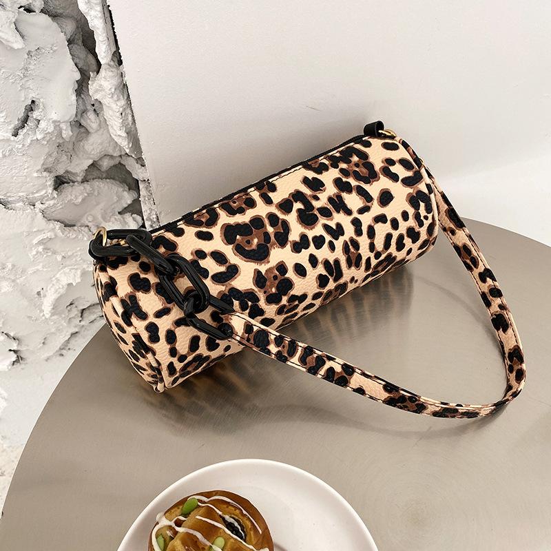

Winter 2021 New Female Bag Large Capacity Cylindrical Bag Shoulder Diagonal Chain European Style High Quality Female, Leopard black
