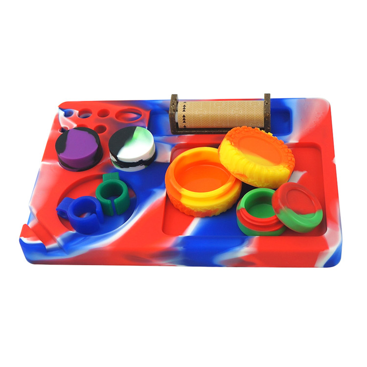 

Silicone Rolling Tray Heat-resistant Rectangle Tobacco 7 colors Silicone Dish tray Dab Mat Cigarette oil rig Smoking Accessories