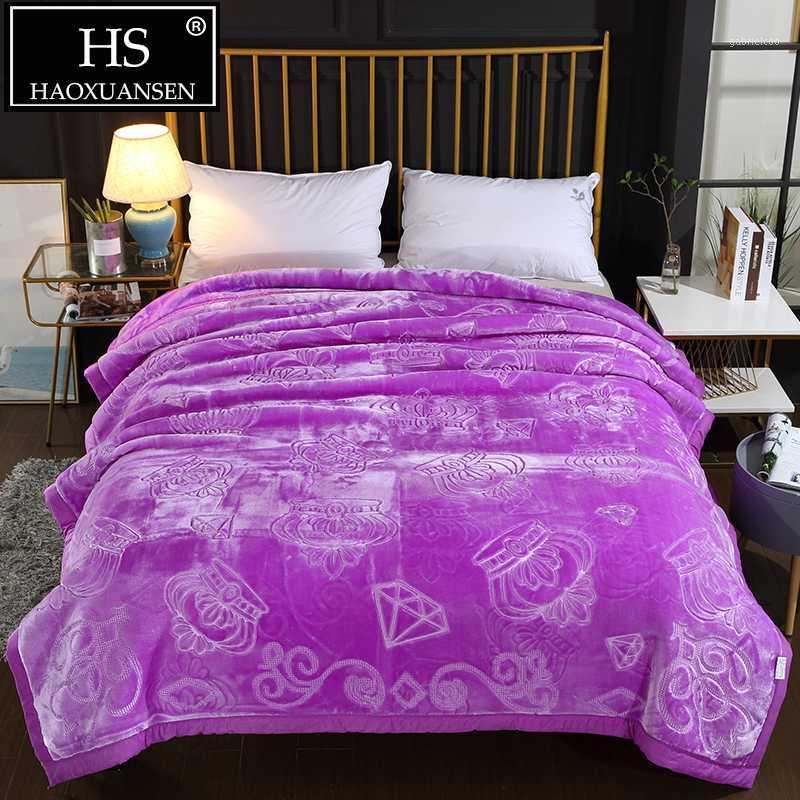 

Purple Crown Diamond Pattern Embossed Raschel Blanket Double Layer Super Soft Weighted Blanket Warm Adult Bed Cover 4.8 Kg1