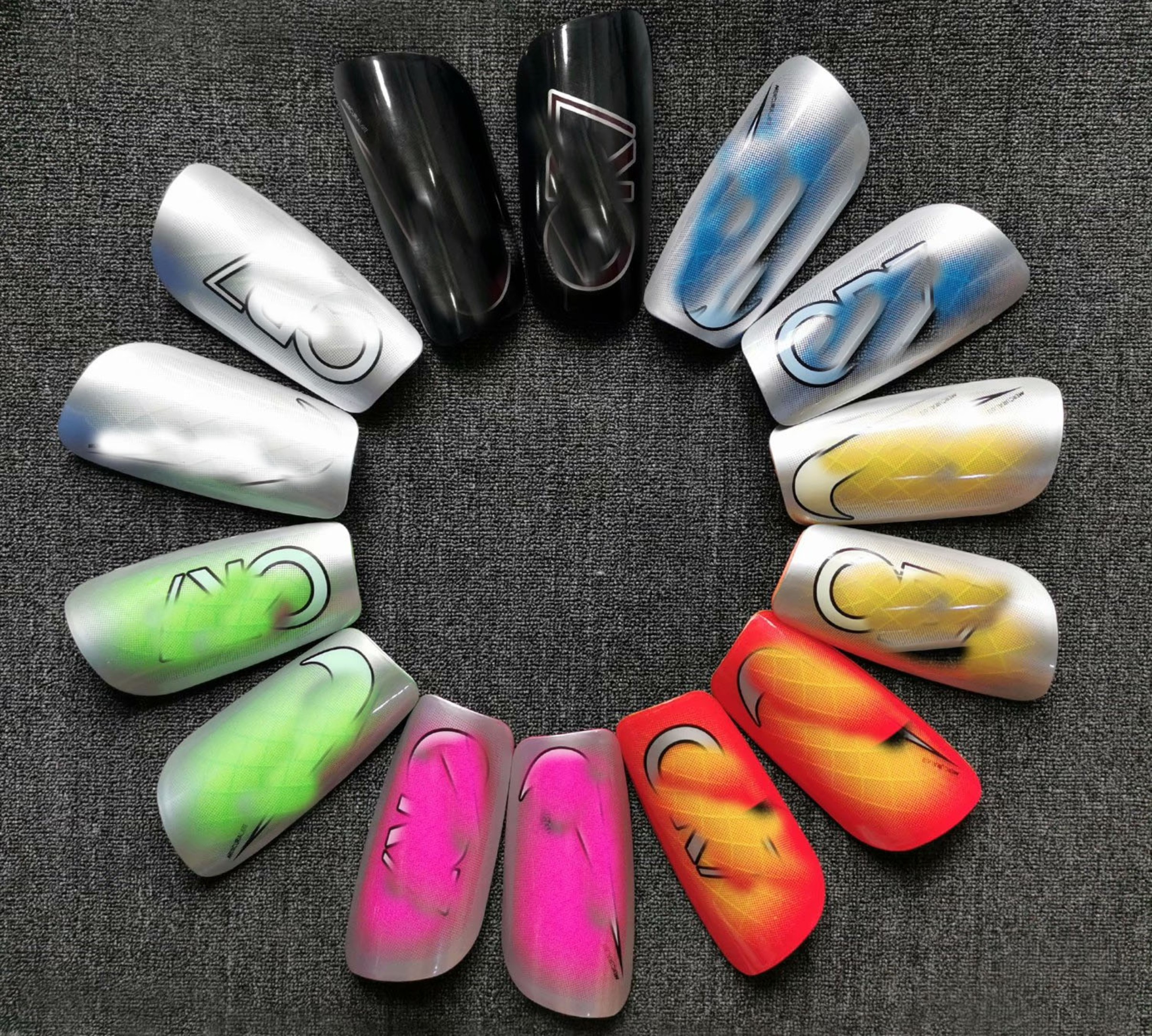 

2021 Cristiano Outdoor sports football leg pads running game protectors, Army green