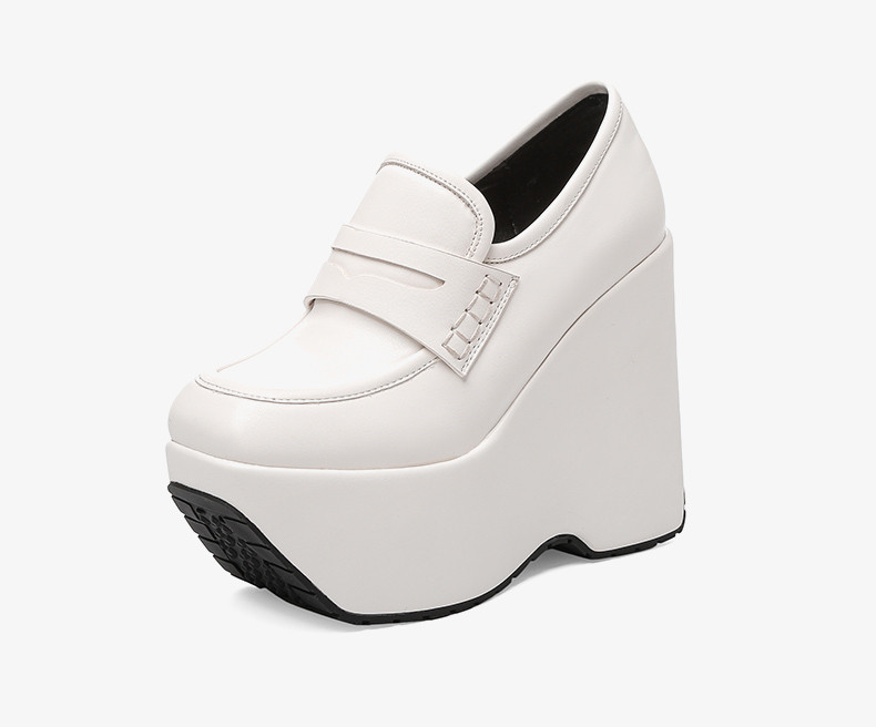 

2022 new womens sandals sexy large size 3443 high heels waterproof thick bottom catwalk runway shoes, Red