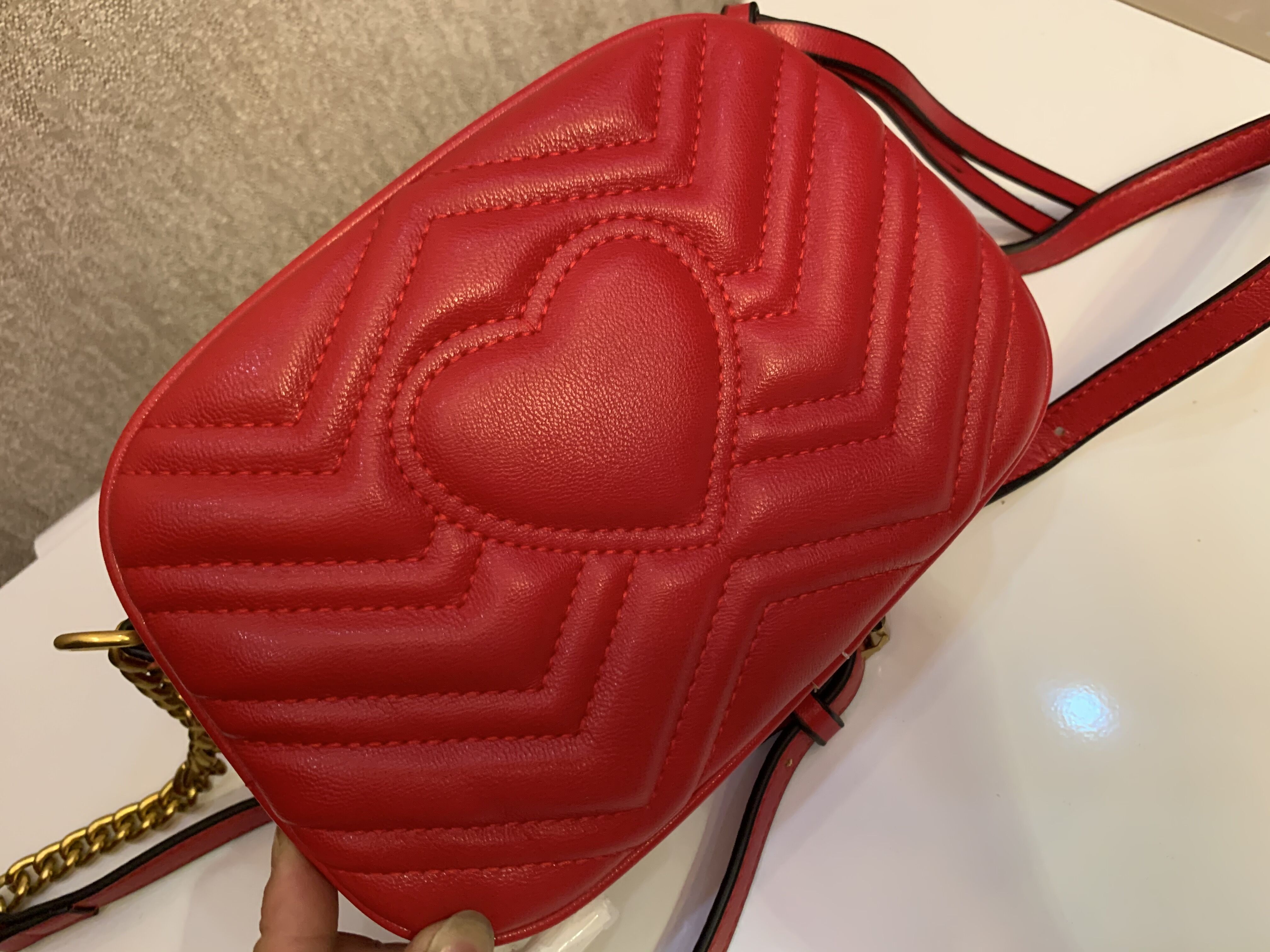 

A5 High Quality Women Handbags Gold Chain Crossbody Soho Bag Disco Shoulder Bag Purse Wallet 5 colors 21cm*7cm*14cm, Red
