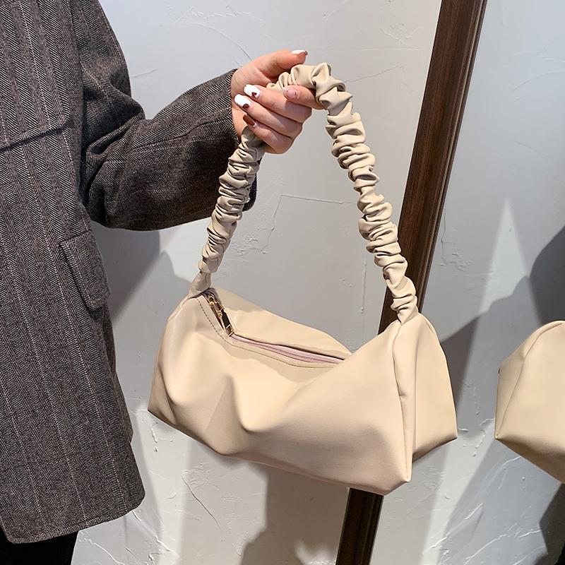 

2021 Luxury Handbags 2021 Women's Solid color Leather Shoulder Bag Folds Designer Famous Chain Crossbody Bucket Purses, Beige
