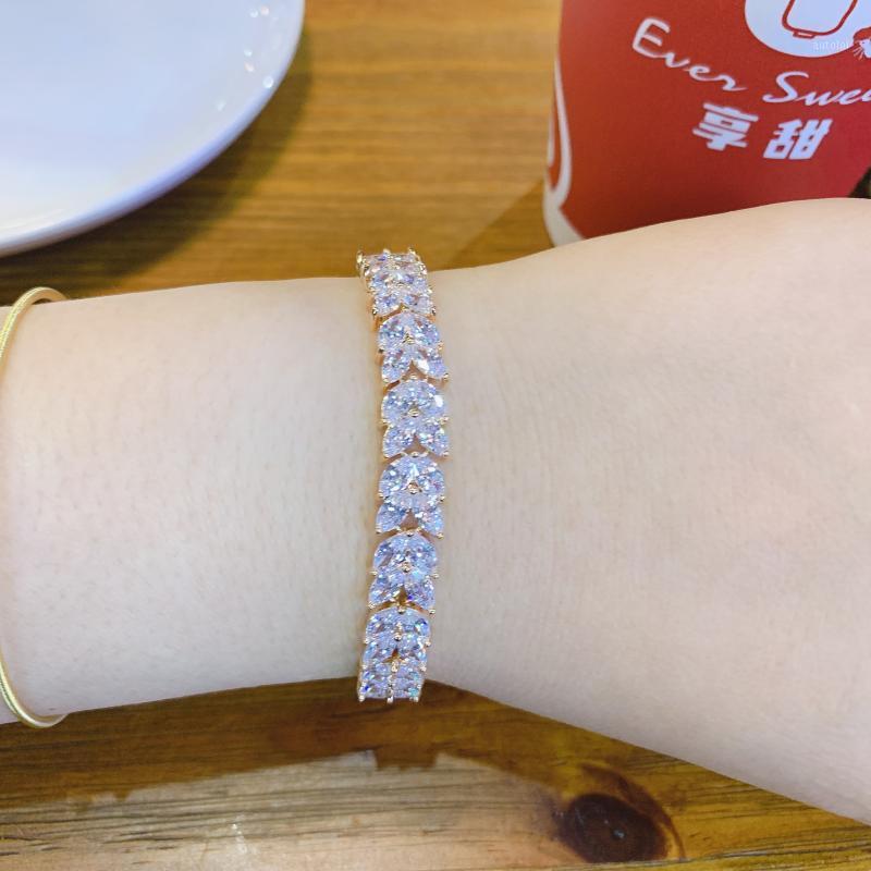 

Bilincolor high quality zircon exquisite flash wheat Women Bracelet and Bangles three colors for women Punk Party1