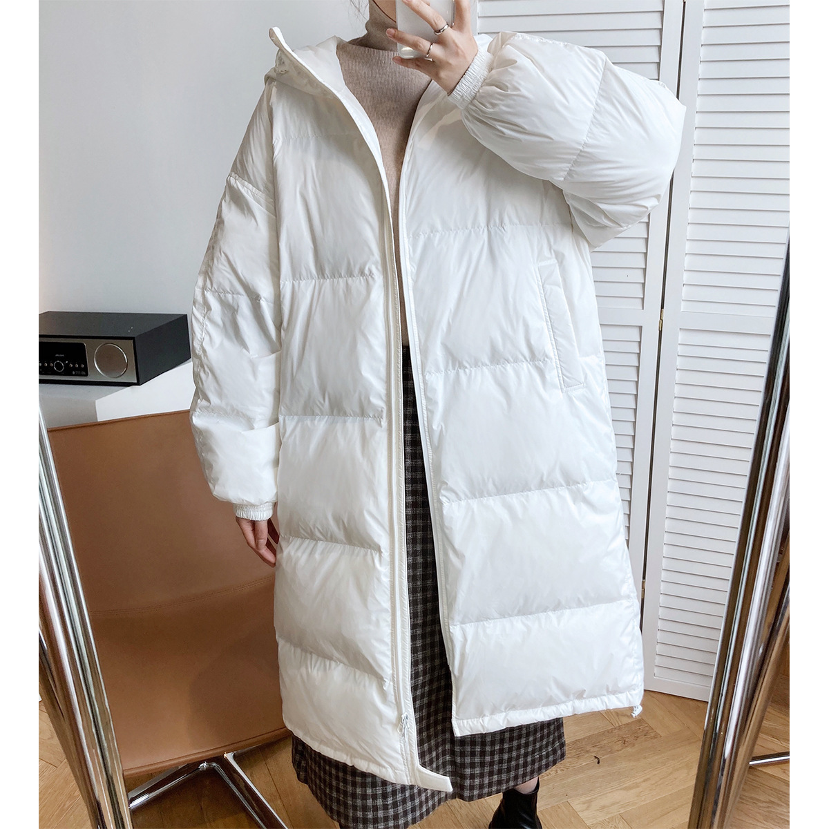 

2021 New Women Winter Long-sleeve Jacket with Pure-hot Hood White Duck Down Thick Female Long Coat J72h, Khaki.