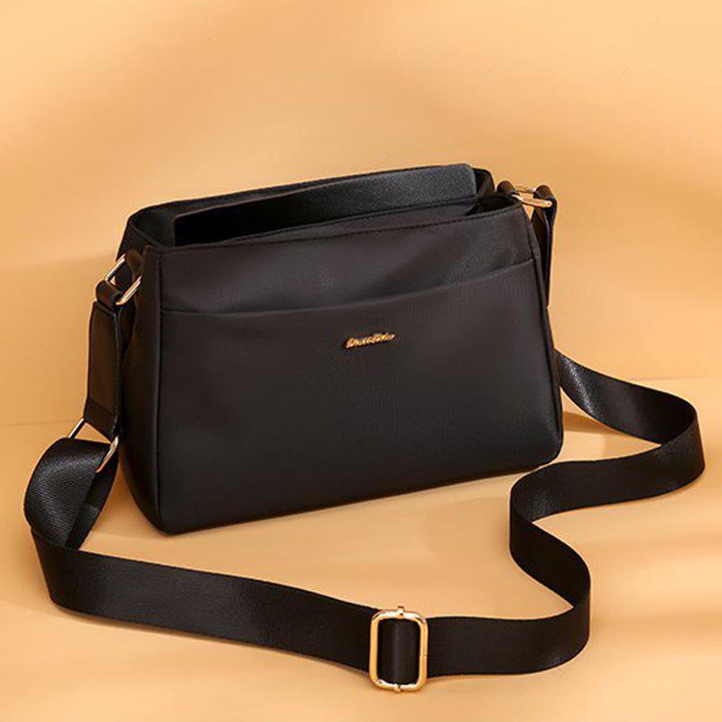 

Women's Handbag Designer Style One-Shoulder Diagonal Bag Nylon Oxford Cloth New Style 2021 Texture Casual Light Travel Large Cap, Black