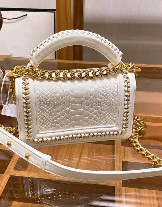 

2021 new star with the same leather lock snake-print small square bag handbag fashion versatile shoulder bag cross-body bag