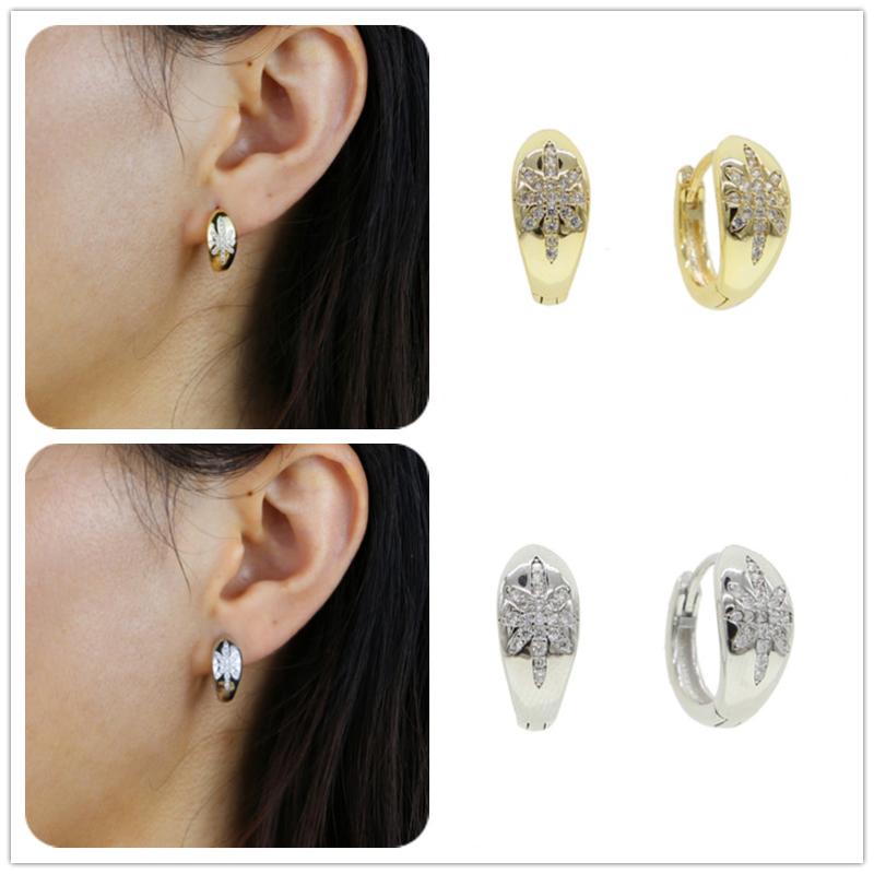 

2020 High Quality 2 Colors Engraved Flower Star Signet Hoop Earrings Dainty Jewelry For Women Wedding Gift