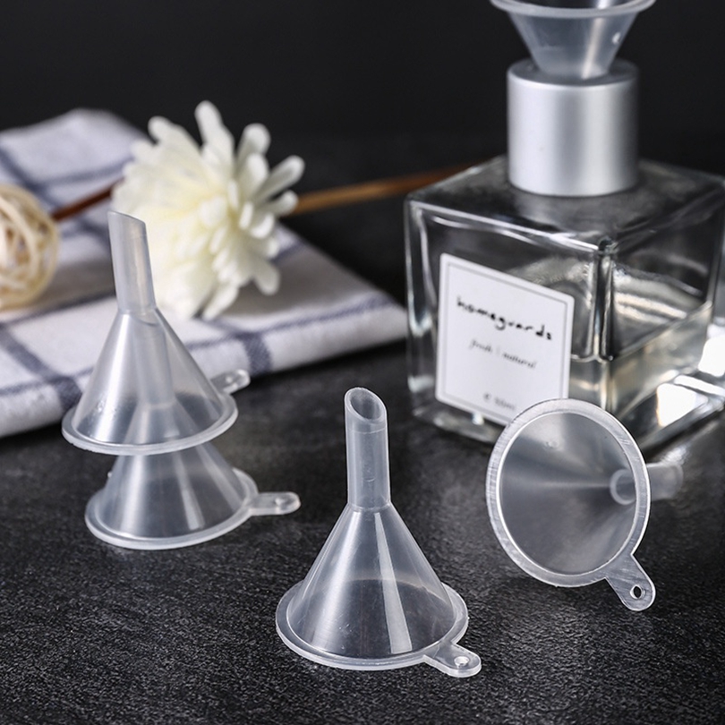 

Mini Transparent Plastic Small Funnels Perfume Essential Oil Empty Bottle Liquid Filling Funnels Kitchen Bar Dining Tool HHA1619