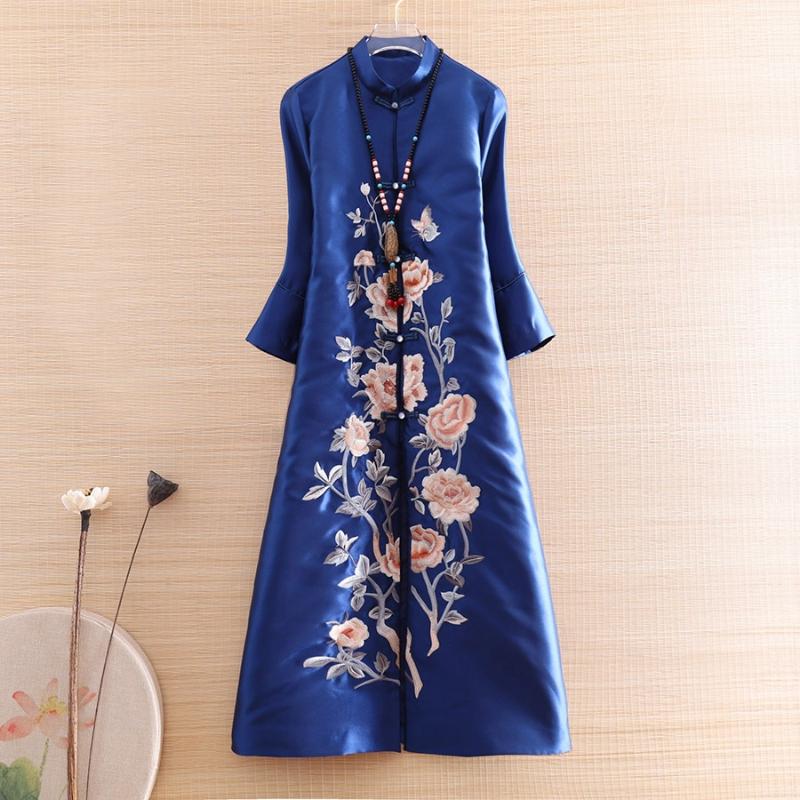

High-end Elegant Lady Outerwear Autumn Indie Folk Embroidery Retro Women Vintage Loose Party Trench Coat Female S-XXL