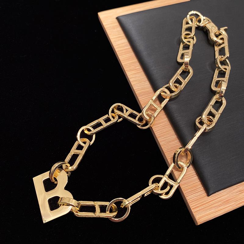 

Linmouge New Gold Color Metal Geometric Letter B Wide Chain Exaggerated Clavice Necklace For Women High Qulity Fine Jewelry GE67