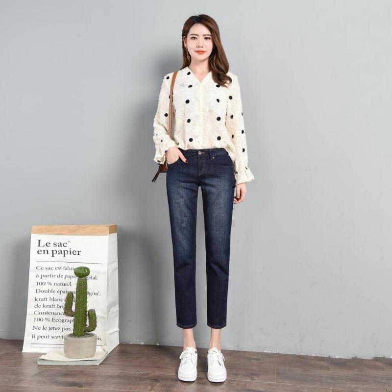 

2020 New Denim Wear White Nine-point Pants Mid-waist Casual Slimming Ladies Nine-point Denim Small Straight Pants, Black