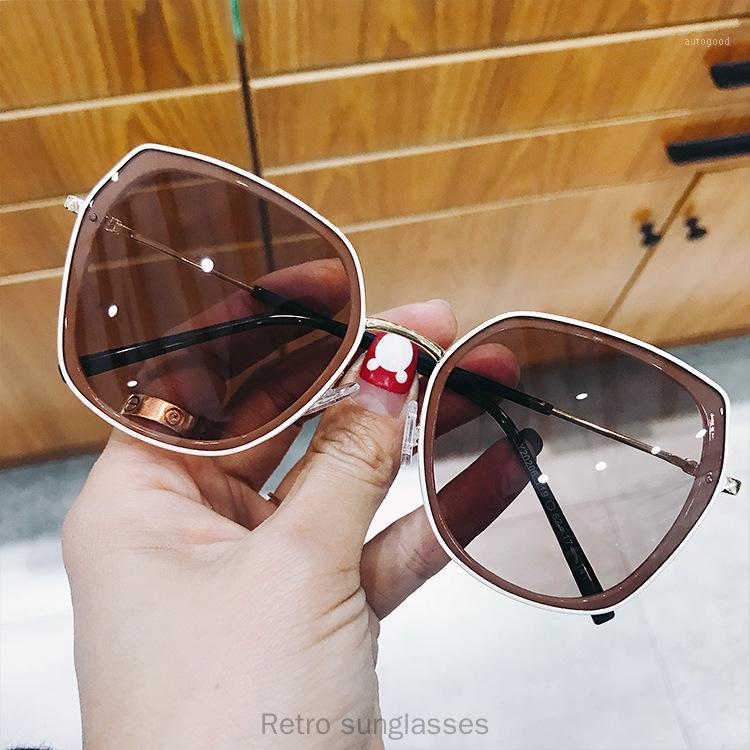 

Sunglasses Vintage Oversize Square Women Fashion Personality Gradient Glasses Big Frame Ladies Sun Black FML1