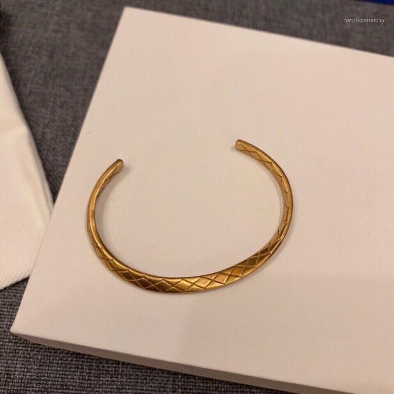 

Bangle Classic Simple Rhombic Opening Bracelet Fashion Style Vintage Gold Plating Bracelets High Quality Top Jewelry Adjustable1