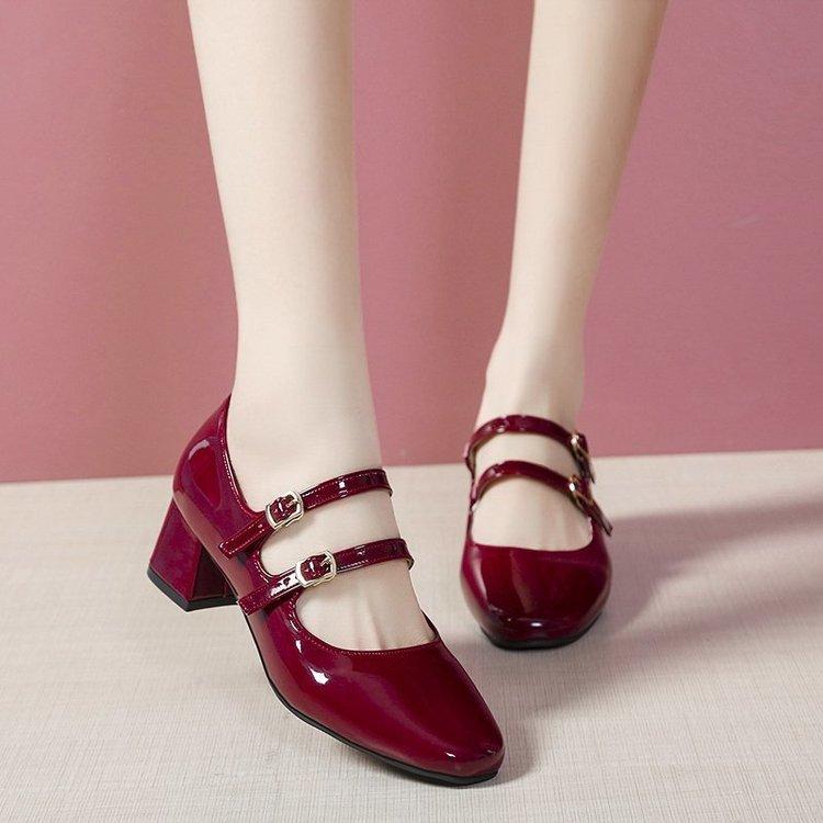 

Dress Shoes 2022 Spring Autumn Women Double Buckle Mary Janes Patent Leather High Heels Pumps Retro Ladies Shoe Black Red