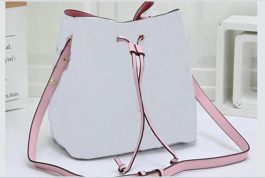 

FREE 2022 TOP new fashion bucket bag messenger bag shoulder bag 6 colors must-have trend, Red