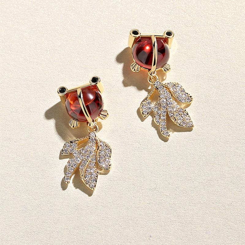 

Stud Cute Gold Tail Red Fish Earrings Wedding Anniversary Charm Women Earring Prom Jewelry Gift For Her