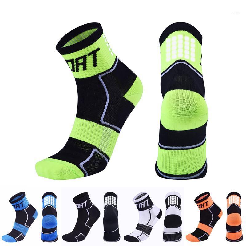 

Reflective Night Cycling Running Socks Men Women Outdoor Sport Jogging Basketball Football Bicycle Breathable Compression Socks1, Black