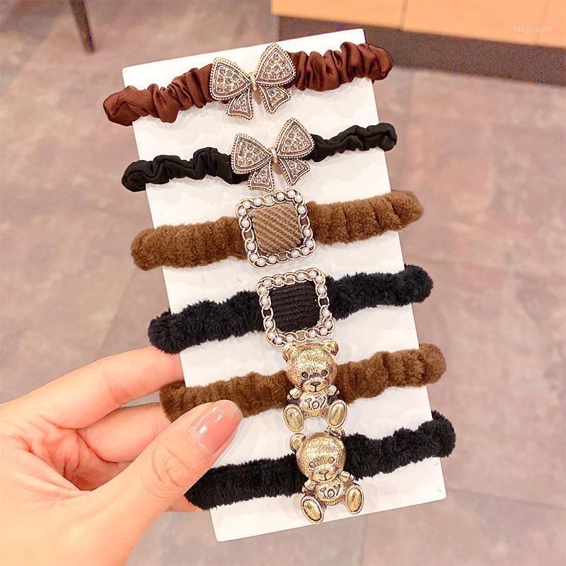 

Vintage Elegant Bear Butterfly Metal Hair Rope Scrunchies Women Girls Elastic Hair Rubber Bands Tie Holder Accessories Ornament1