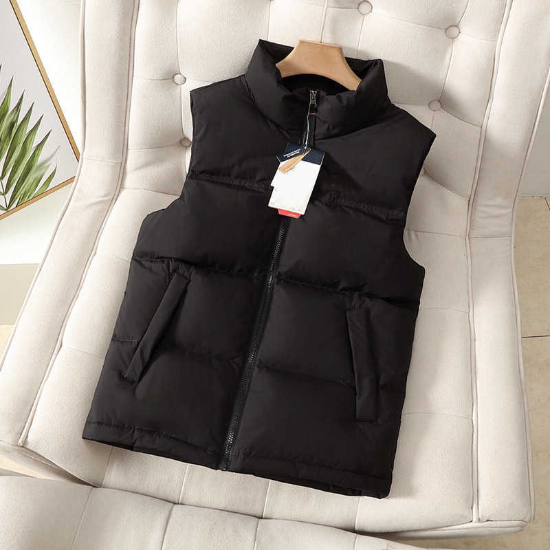 

Designer vest downMen Sleeveless waistcoat designer waistcoats design feather Winter coats Thicken Man Woman vests jacket Clothing Keep Warm