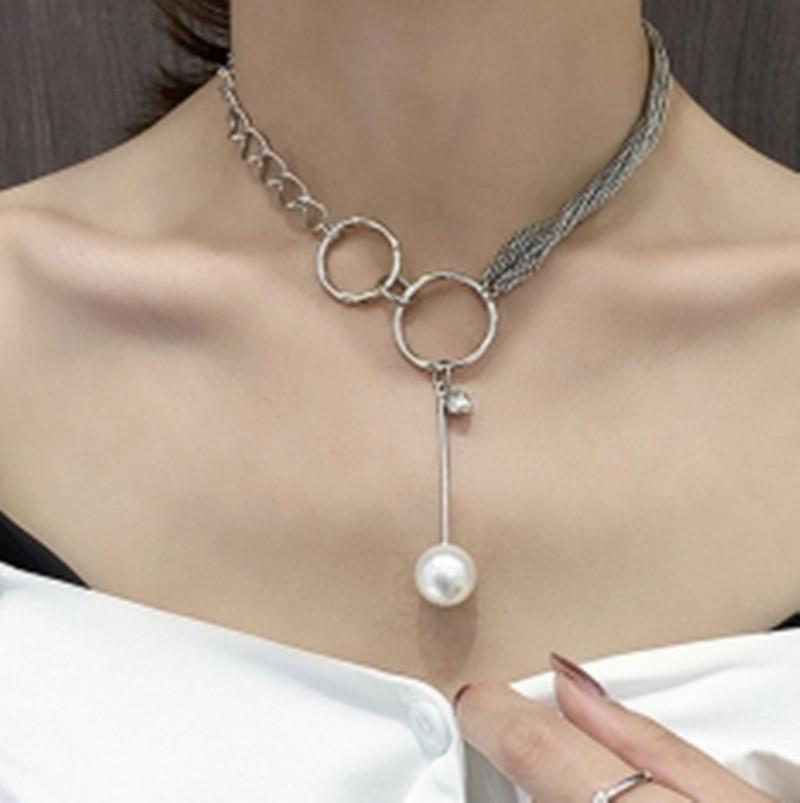 

2020 personality sexy buckle pearl necklace CCB chain statement imitation pearl necklace and pendant ladies jewelry wholesale