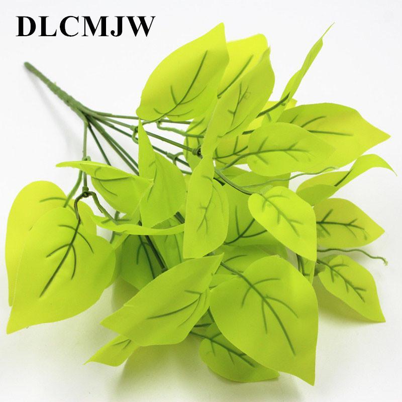 

1pcs Artificial Plants Green Grass Plastic plant Grass Garden Home Decoration artificial Fake plant Leaves Green B1, As picture show