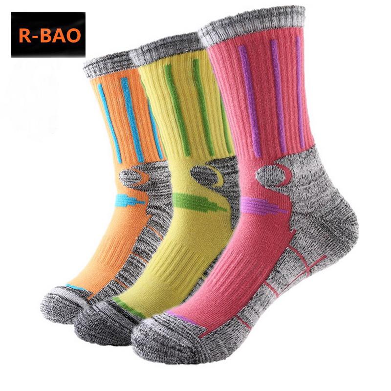 

R-BAO Cotton Outdoor Mountaineering Skiing Socks Men Women Thicken Snowboarding Outdoor Sports Socks For Hiking Ice Hockey M L, Black
