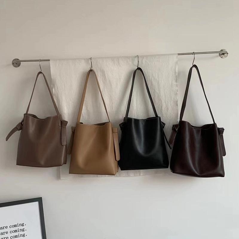 

2021 New Casual Solid Color Women's Bags Small Handbags Ladies Shoulder Bag PU Leather Female Handbags Knotted Strap Whole Sale, Black