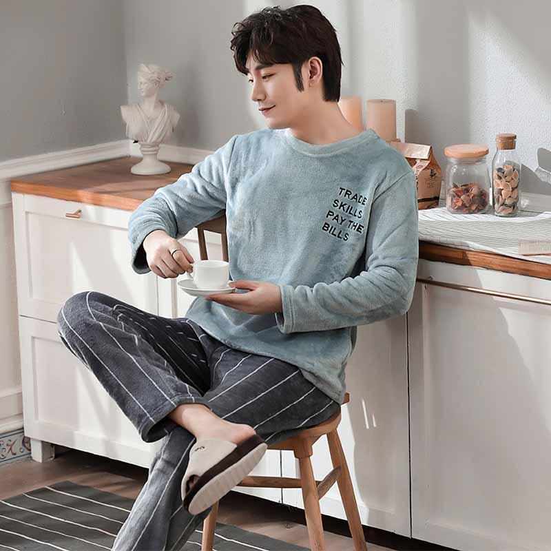 

Winter Warm Flannel stripe letters Men's Pyjamas Long Sleeve Pajamas Set Male Sleepwear Coral Fleece Nightsuits 3XL Homewear Set, R q 3882