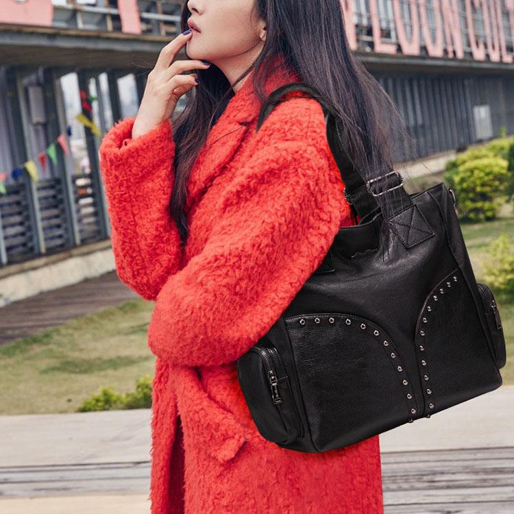 

The New High capacity Solid color Simplicity All-match fashion rivet Shoulder Bags handbag Women's bags Messenger bag hobos, Black