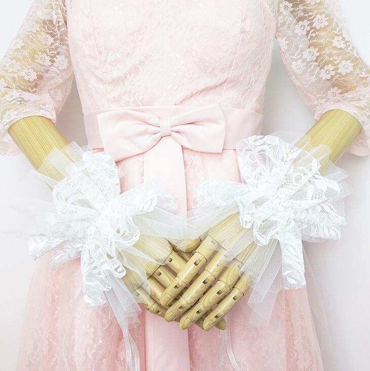 

Five Fingers Gloves Women's Elegant White Color Mesh Glove Female Spring Summer Sunscreen Fingerless Lace Arm Sleeve R3456