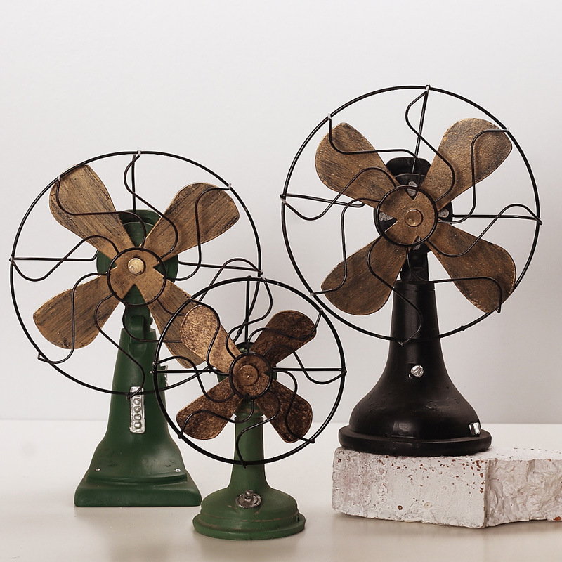 

Retro Nostalgic Fan Ornaments Home Decoration Accessories Vintage Fan Miniature Europe Style Figurines Home Decor Gifts Ornament T200703