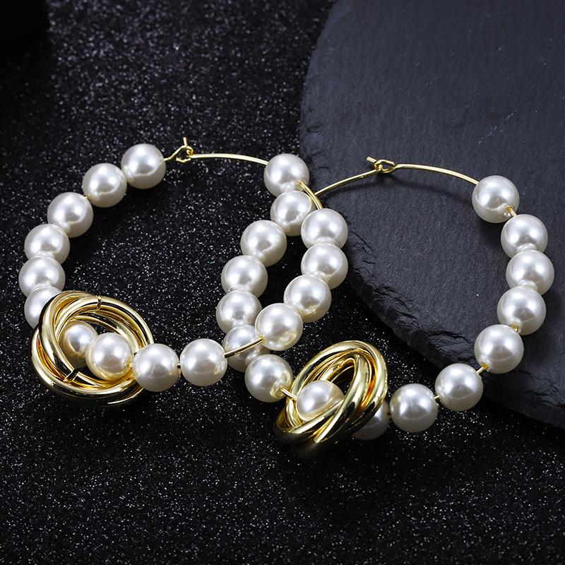 

LEADERBEADS 2021 Hyperbole Big Round Simulated-Pearl Hoop Earrings For Women's Wedding Party Jewelry Metal Trendy Hoop Earrings