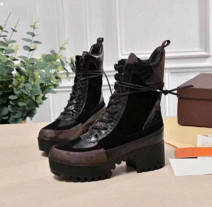 

Latest Women designer shoes Martin Desert Boot flamingos Love arrow medal 100% real leather coarse Winter designers boots size 35-42 with box, Color 10