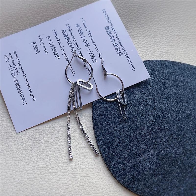 

Hip Hop Rock Earring New Asymmetric Punk Fashion And Personality Wind Eardrop Nightclubs Earrings Earrings Students