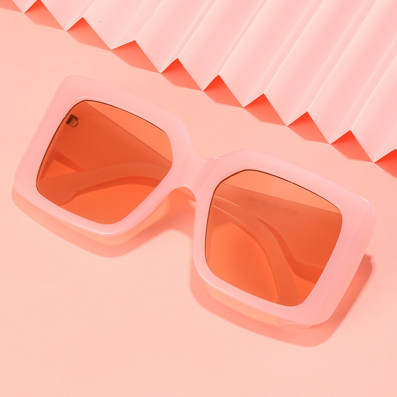 

2021 Retro Sunglasses Wome New Trendy Square Sunglass Women and Mens Designer Fashion Sun Glasses Driving Shades Eyewear Mahq