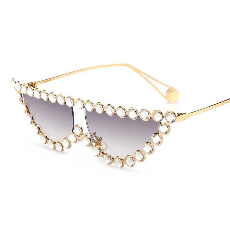 

Cat Eye Sunglasses Women 2021 Luxury Diamond Sun Glasses Small Frame Classic Shades Female Sexy Vintage Rhinestone Eyewear UV400