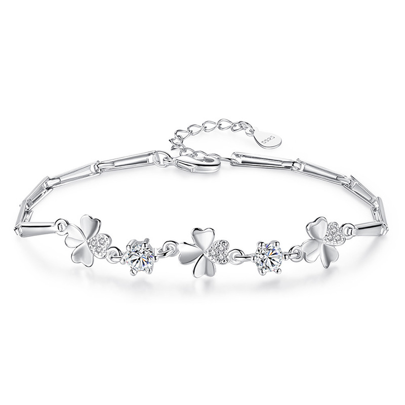 

Gift Women's Flower Bracelet Korean Lucky Four-leaf Clover Diamond Bracelet