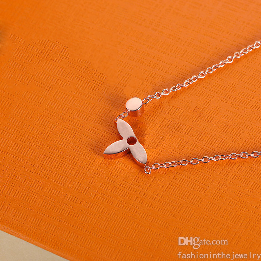 

Fashion Necklace Designer Jewelry Women Luxury gift 18k gold 4 Leaf Clover pendant Necklaces chain diamond for pendants and bracelet set heart long clasp kids