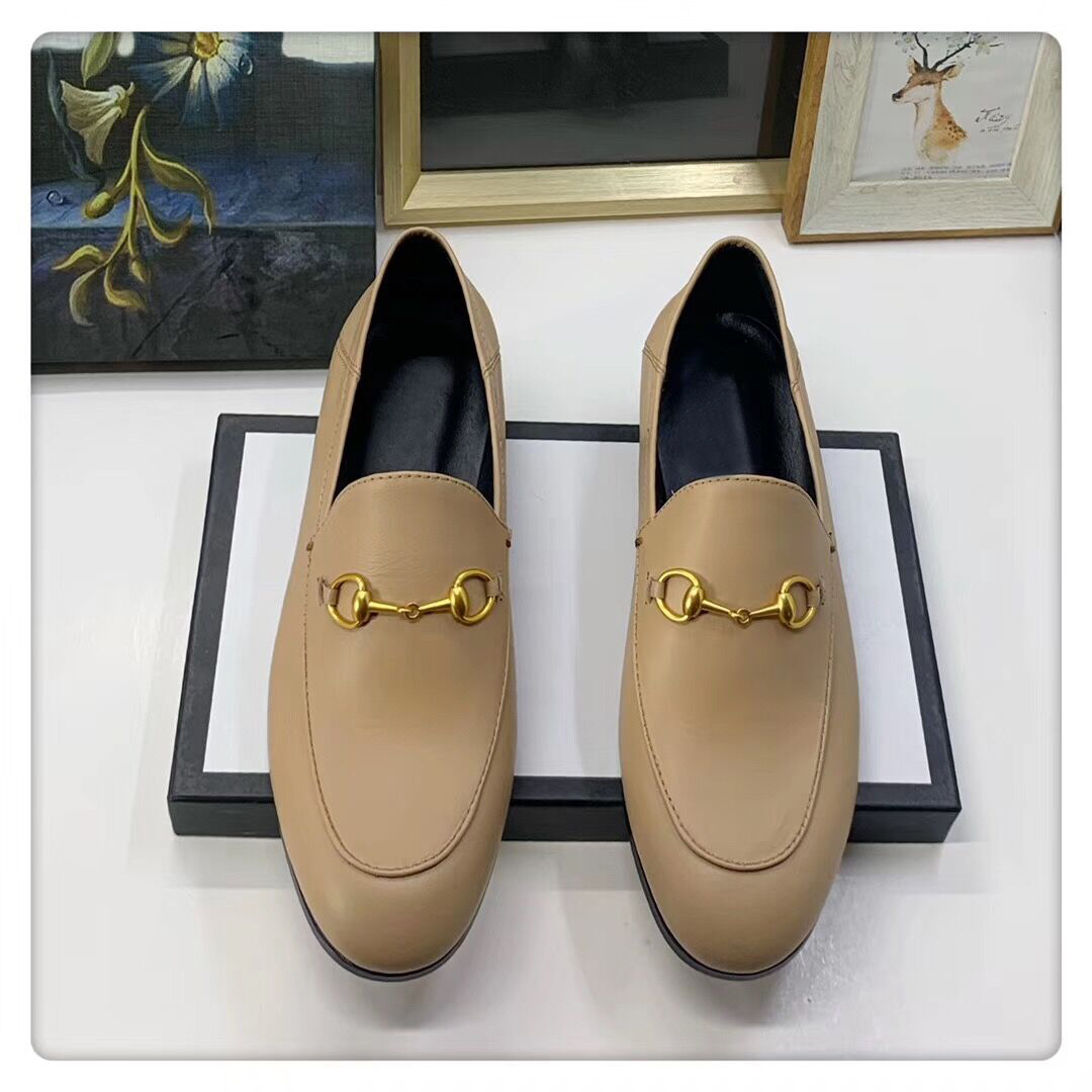 

Dress shoes 100% leather Metal buckle Flat women casual shoes Alphabet velvet men Classic Trample Lazy boat shoes size 34-45, White bee