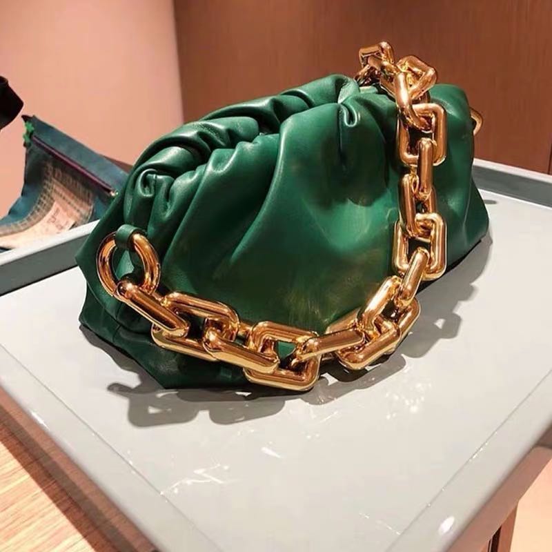 

Newset Cloud Shape Evening Bags Cloud Bag With Thick Chain Clutch Women Pouch Genuine Leather Clip Handbags Crossbody Totes Girls Handbag, Box(not sell separately)
