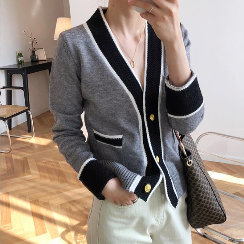 

New Sweater with Low-cut Ivok, Black