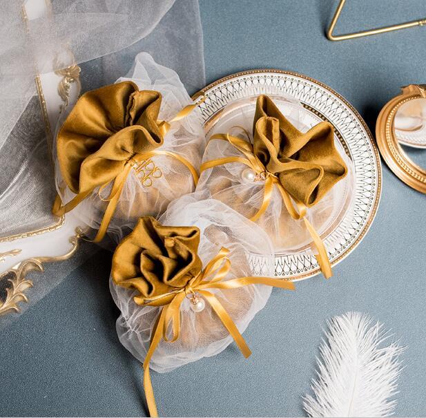 

20Pcs Elegant Flannelette Yellow Tulle Wedding Favors Candy Bags Candy Box Sachet Bomboniera Party Supplies Chocolate Gift Bag