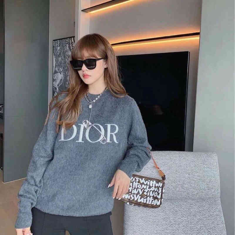 

Men' and women' high version new fashion brand letter embroidery sweater loose round neck top, Image color level version